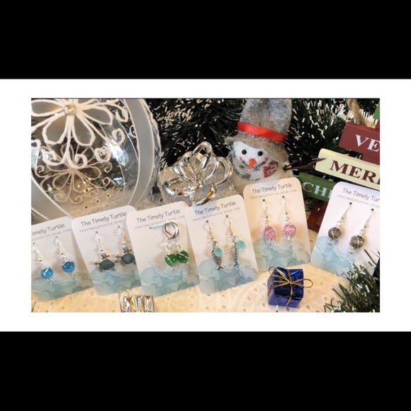 SALE - 3 Pair of handcrafted Earrings - Picture 1 of 7